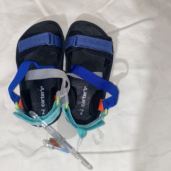 CARTER’S Toddler boy’s size 7 strappy sandals - Picture 2 of 5